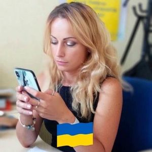 Meet your Posher, Naniko